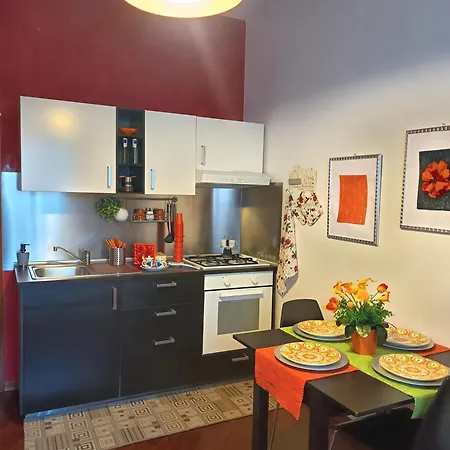 Le Petite Maison Apartment