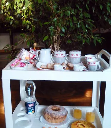 Le Petite Maison Daire *
